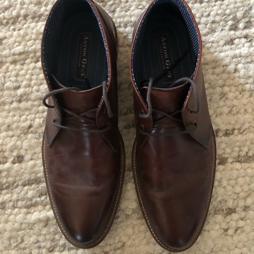 Brown chukka boots